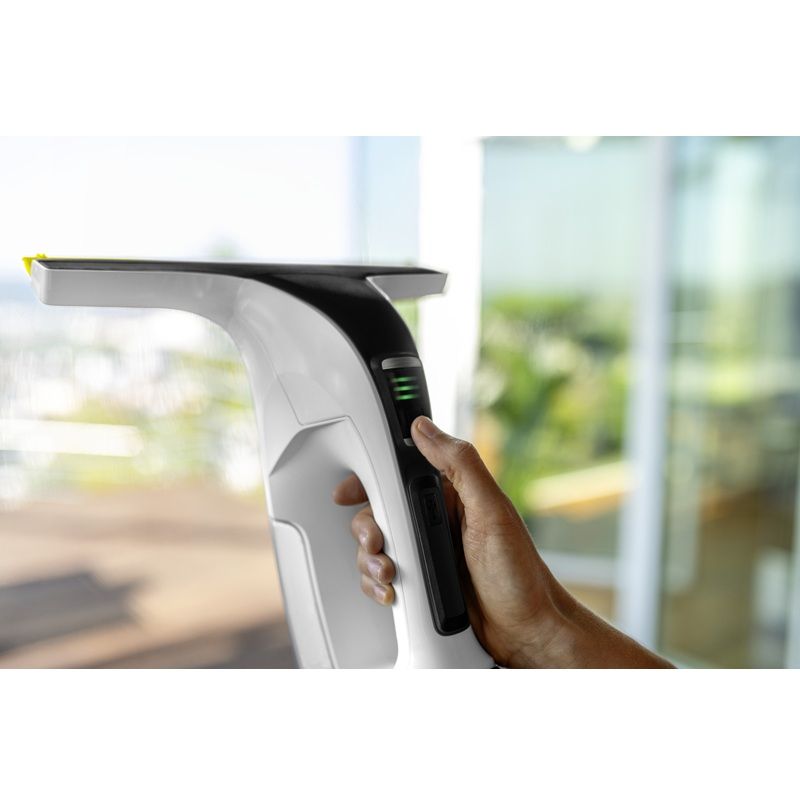УРЕД ЗА ПОЧИСТВАНЕ НА ПРОЗОРЦИ KARCHER WV 8 Signature Line